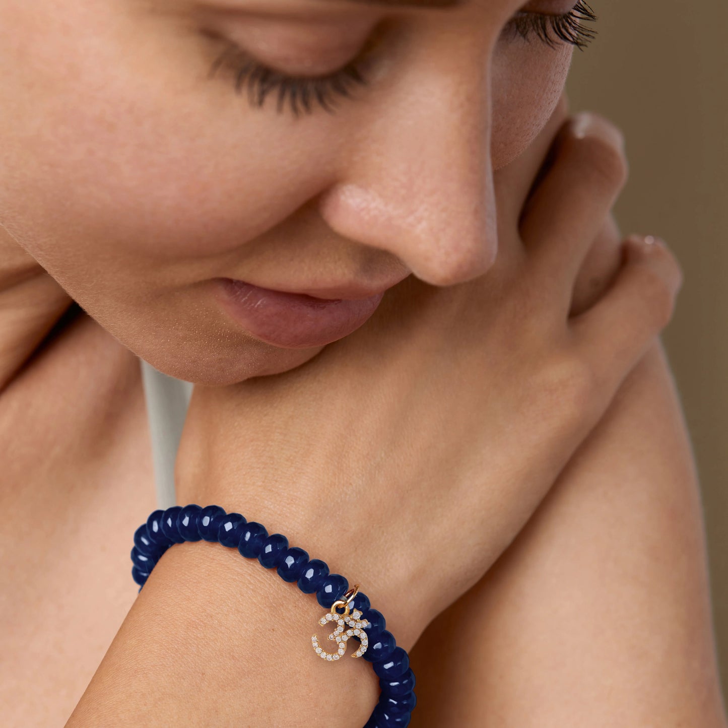 Aum Charm Agate Stone Bracelet