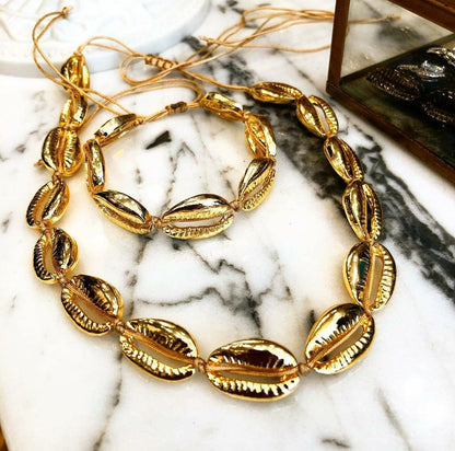 Cowrie Shell Necklace & Bracelet Set